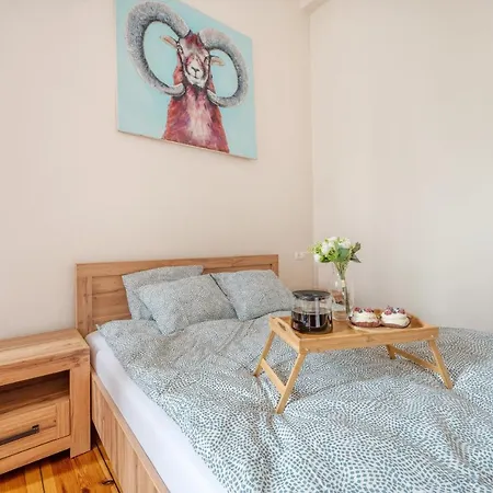 Piotrkowska Off - 40m2, Location - By Rentujemy